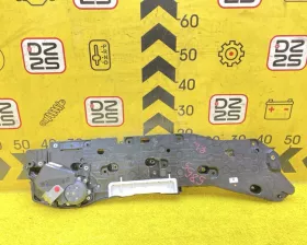 Доводчик двери Toyota