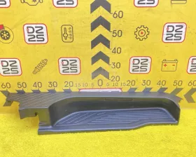 Накладка на порог Toyota