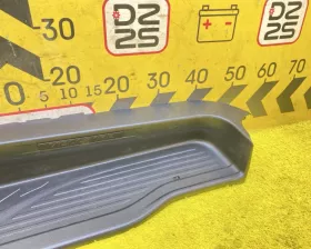 Накладка на порог Toyota