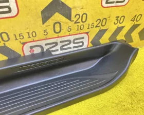 Накладка на порог Toyota
