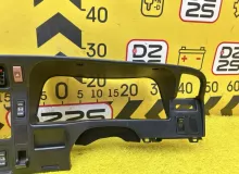 Консоль спидометра TOYOTA HIACE 1999 5540426260 KZH106W 1KZTE, передний