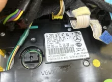 Светильник салона Mercedes-Benz S-CLASS 2008 A2218704791 WDD221 M273KE55, передний