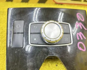 Блок управления магнитолой Mercedes-Benz