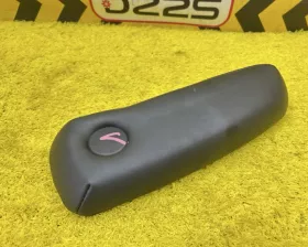 Подлокотник Toyota