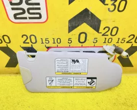 Козырек Nissan