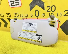 Козырек Nissan