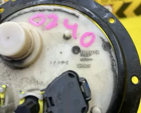 Топливный насос Toyota