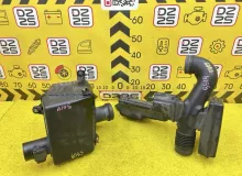 Корпус воздушного фильтра TOYOTA LAND CRUISER 1999 1770050170 UZJ100W 2UZFE, передний