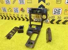 Консоль магнитофона NISSAN TERRANO 1999 682602W200 JTR50 ZD30DDTI, передний