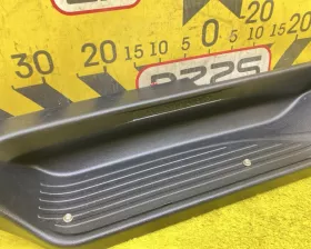 Накладка на порог Toyota