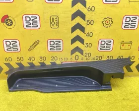 Накладка на порог Toyota