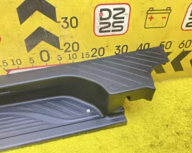 Накладка на порог Toyota