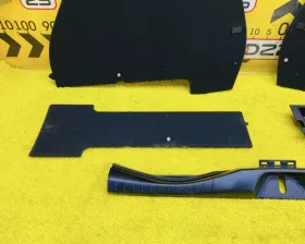 Пол багажника пластик Toyota
