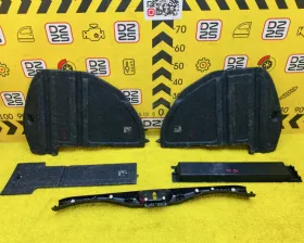 Пол багажника пластик Toyota