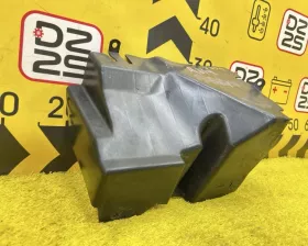 Защита бачка омывателя Toyota