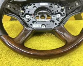 Руль Mercedes-Benz