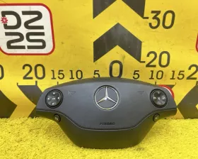 Подушка безопасности водителя Mercedes-Benz