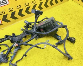 Коса под капот Toyota