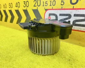 Мотор печки Toyota