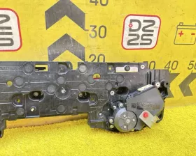 Доводчик двери Toyota