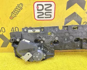 Доводчик двери Toyota