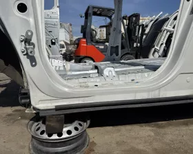 Порог кузова Toyota
