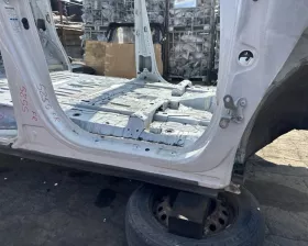 Порог кузова Toyota