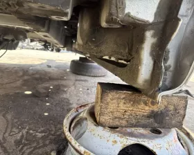 Порог кузова Toyota