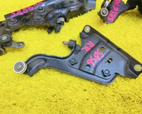Ролик раздвижной двери Toyota