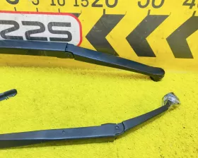 Дворник лобового стекла Toyota