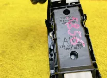 Блок управления стеклоподъемниками TOYOTA ALPHARD 2015 8404048160 AGH35W 2ARFE, передний правый