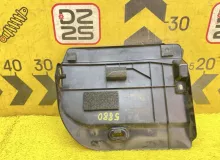 Пластиковая крышка на двс LEXUS CT200H 2012 G914076010 ZWA10 2ZRFXE, передняя