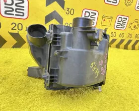 Корпус воздушного фильтра Toyota