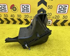 Корпус воздушного фильтра Toyota