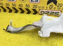Бачок стеклоомывателя TOYOTA RAV4 2002 8531542130 ACA21W 1AZFSE, передний