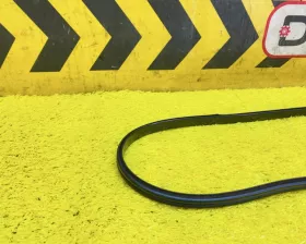 Молдинги на крыше Toyota