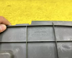 Накладка на телевизор Toyota