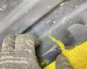 Подкрылок Toyota