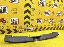 Пластик замка багажника TOYOTA SIENTA 2015 6471652180 NHP170G 1NZFXE, задний
