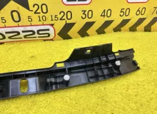 Пластик замка багажника TOYOTA SIENTA 2015 6471652180 NHP170G 1NZFXE, задний