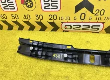 Пластик замка багажника TOYOTA SIENTA 2015 6471652180 NHP170G 1NZFXE, задний