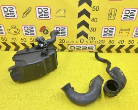 Корпус воздушного фильтра Toyota