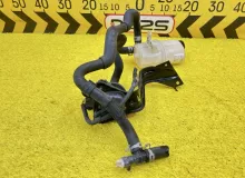 Помпа TOYOTA CROWN 2015 G904033030 AWS210 2ARFSE, передняя