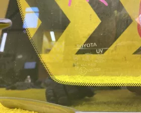 Форточка кузова Toyota