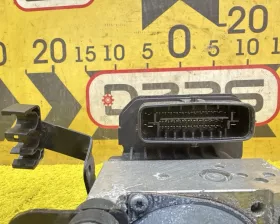 Блок abs Toyota