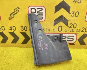 Подкрылок Toyota