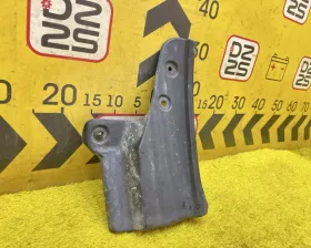 Подкрылок Toyota