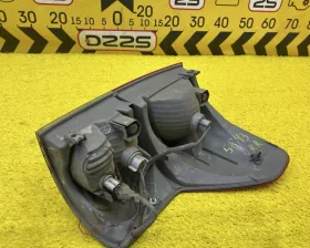 Стоп-сигнал Toyota