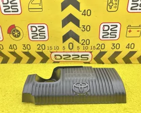 Пластиковая крышка на двс Toyota