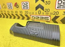 Пластиковая крышка на двс TOYOTA SIENTA 2015 1121221110 NHP170G 1NZFXE, передняя